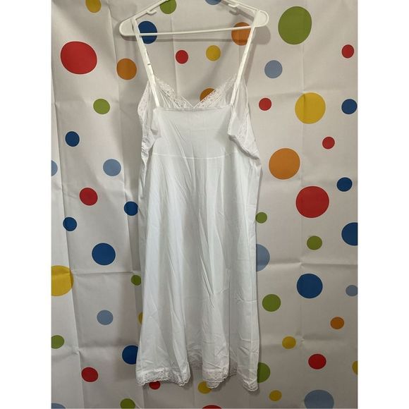 Vintage Vanity Fair Long Full Length Slip Lace Accents Size 26 (S)🍃🌷 - Picture 8 of 10